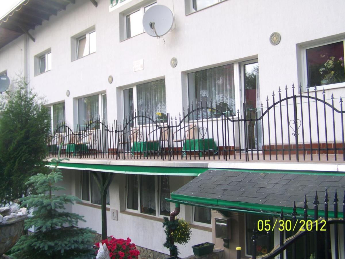 Beatka Hotel Swieradow-Zdroj Exterior photo